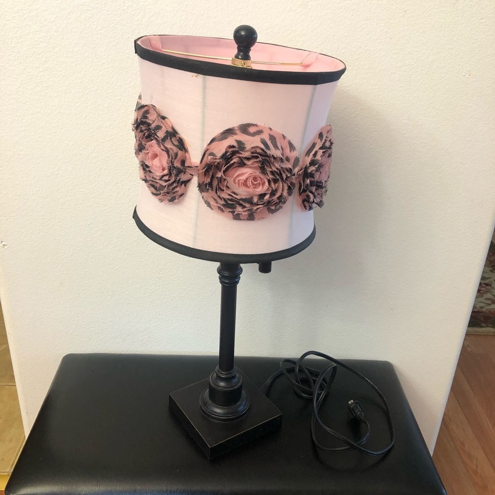Table Lamp with Pink Lampshade and Decorative Fabric Flowers - Picture 2 of 13